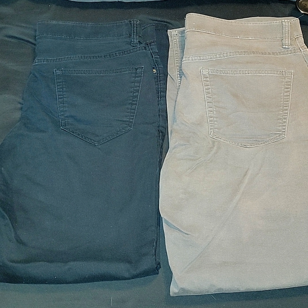 Lot of 2 36×32 Sonoma jeans